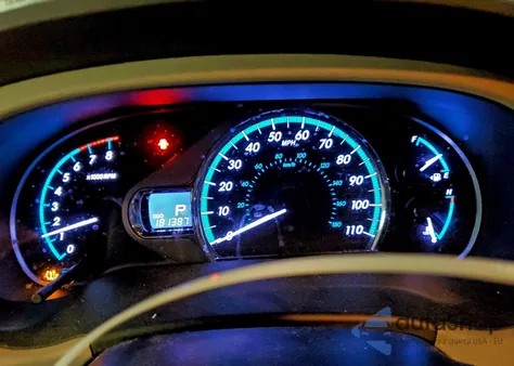 2014 Toyota Sienna Xle из США, поврежденный, VIN 5TDYK3DC7ES411631